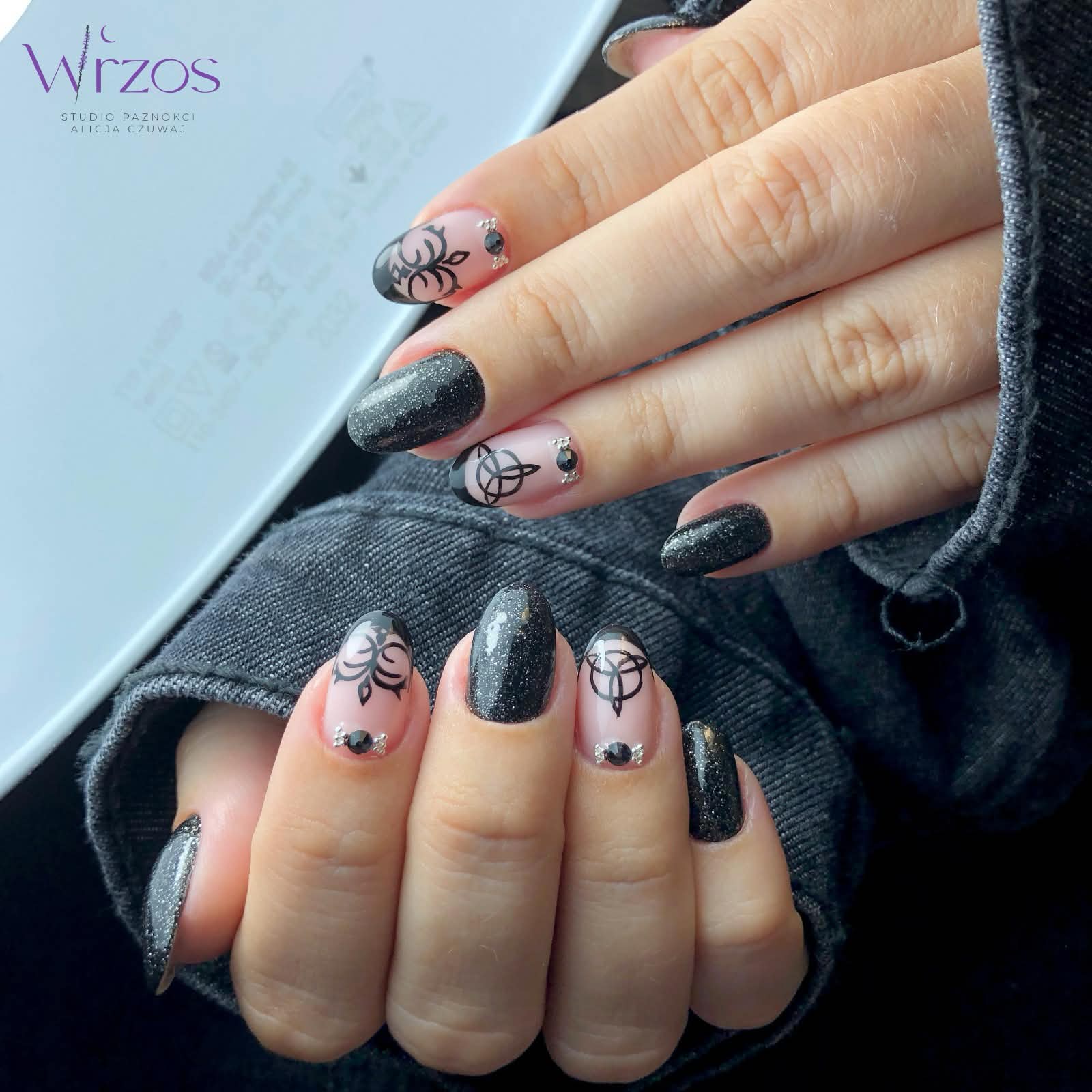 Manicure klasyczny ze zdobieniami Kraków